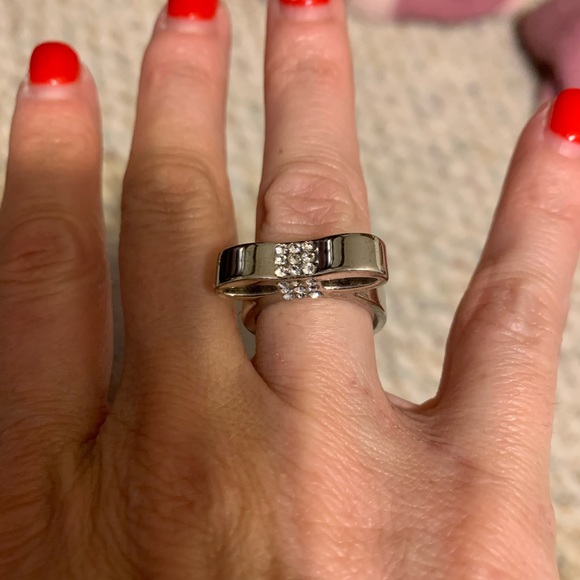 Silver  ring - Picture 2 of 6